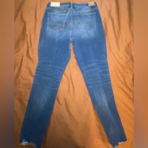 American Eagle The Dream Jean NWT Super Hi-Rise Jegging 16/33 Short Jean
